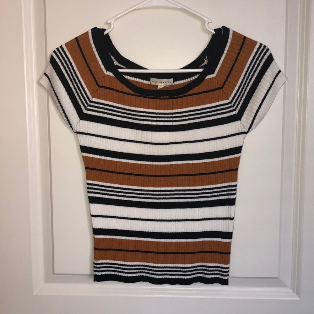 Cute top to dress up or wear casual
